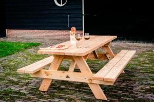 Douglas picknicktafel voor de borrel