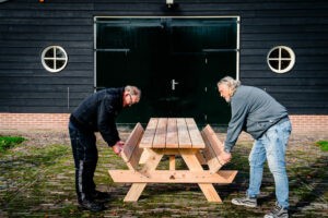 Douglas picknicktafel met opklapbare banken