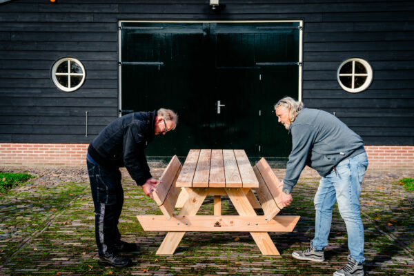 Douglas picknicktafel met opklapbare banken